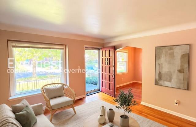 16440 Collingham Drive Gallery 3