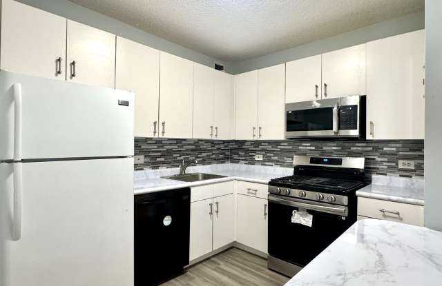 45 RIVER DR SOUTH photos photos