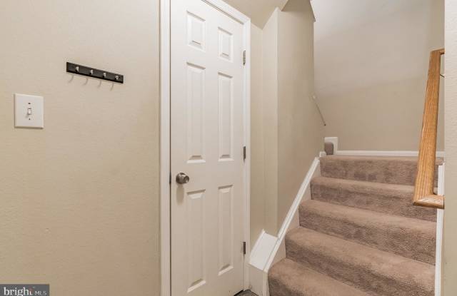 12773 FAIR BRIAR LANE Gallery 4
