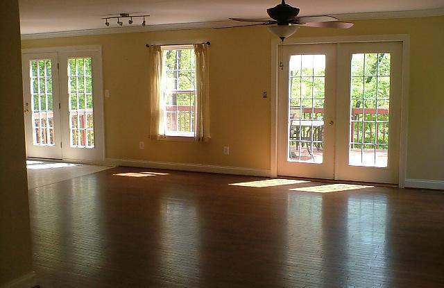 12742 MESCALARO LANE Gallery 4