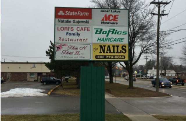 15196 13 MILE Gallery 2