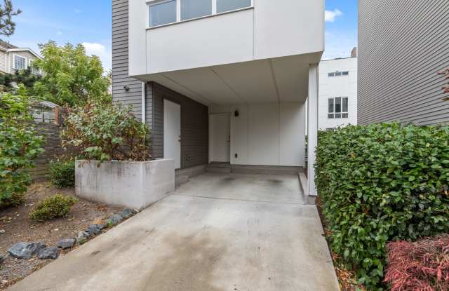 Stunning 3BR/2BA home in Seattle’s Magnolia Neighborhood photos photos