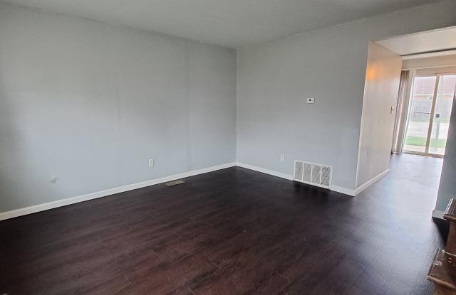 562-570 Stonyridge Avenue - 562 - 562-570 Stonyridge Avenue, Troy, OH 45373 562-570 Stonyridge Avenue - 562 - 562-570 Stonyridge Avenue, Troy, OH 45373