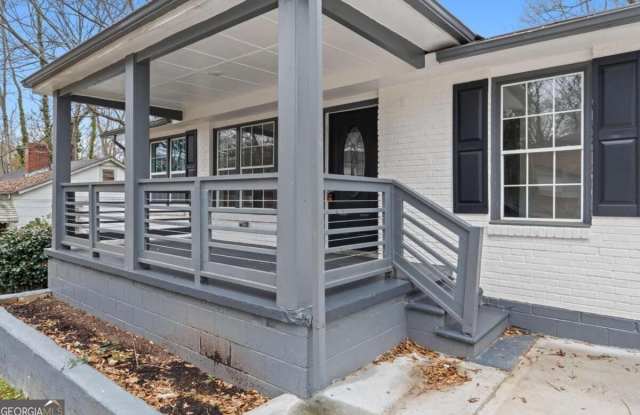170 Stanhope Circle NW Gallery 4