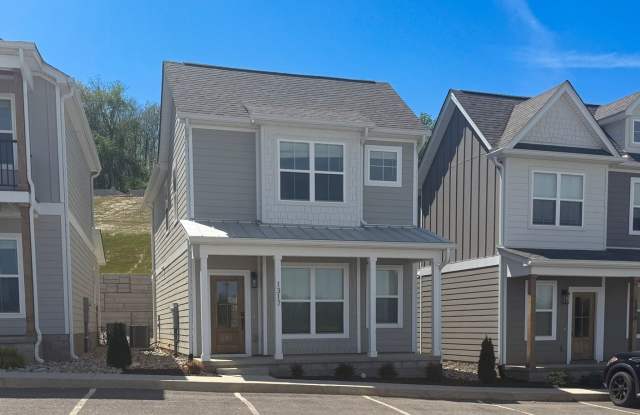 3-Bedroom Highbury Townhome with Flex Room | Modern Living + Resort-Style Amenities photos photos