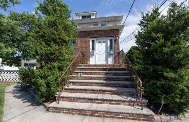 236 FRANKLIN ST Gallery 1
