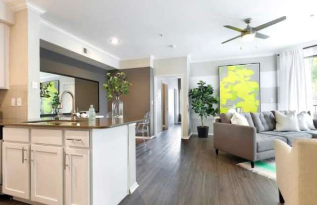 11947 Stonehollow Dr Gallery 1