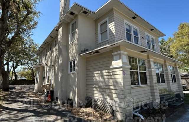 909 Pine St - 909 Pine Street, Clearwater, FL 33756