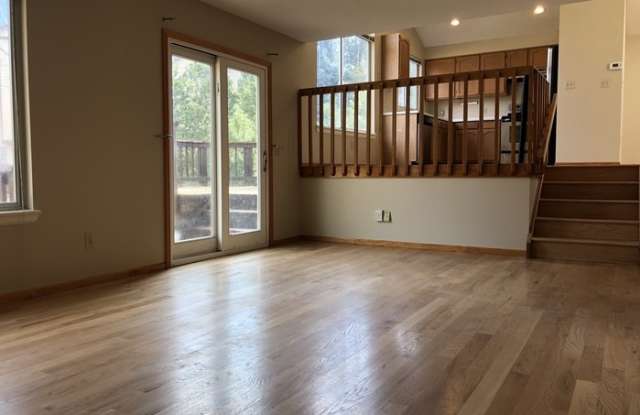 6181 Willowmore Court Gallery 3