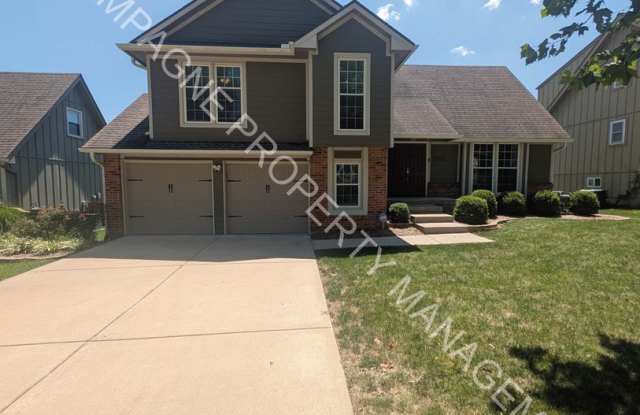 GORGEOUS LENEXA HOME FOR RENT - FLAT ROCK AMENITIES INCLUDED - 13325 West 104th Street, Lenexa, KS 66215