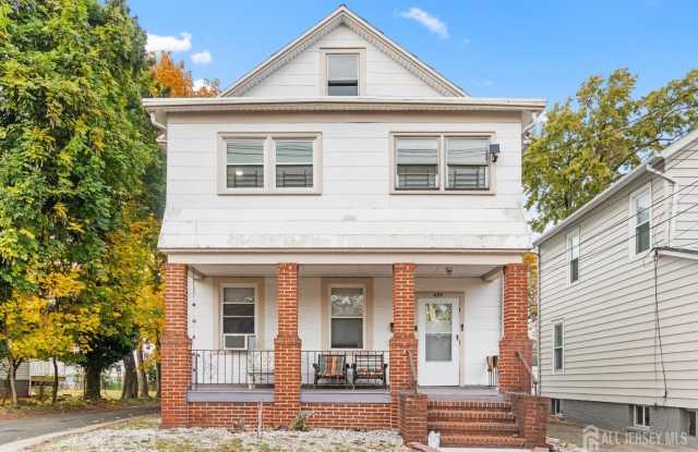 427 Benner Street photos photos