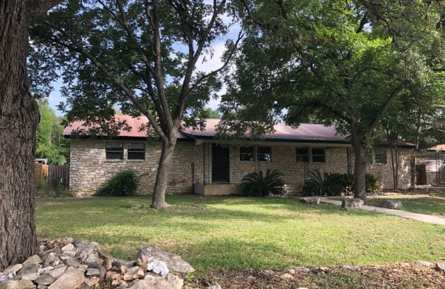 702 Chicago Street - 702 Chicago Street, San Marcos, TX 78666