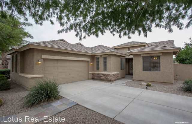 115 W Goldfinch Way - 115 West Goldfinch Way, Chandler, AZ 85286