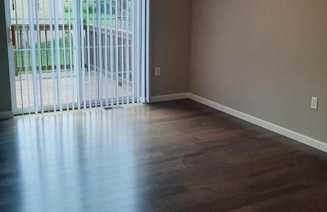 806 ADMIRALS QUAY Drive photos photos 806 ADMIRALS QUAY Drive photos photos