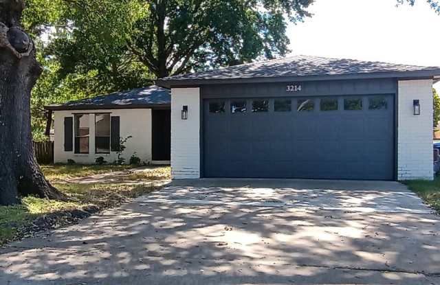 Beautifully Redone and Updated Three Bedroom/Two Bath Home photos photos