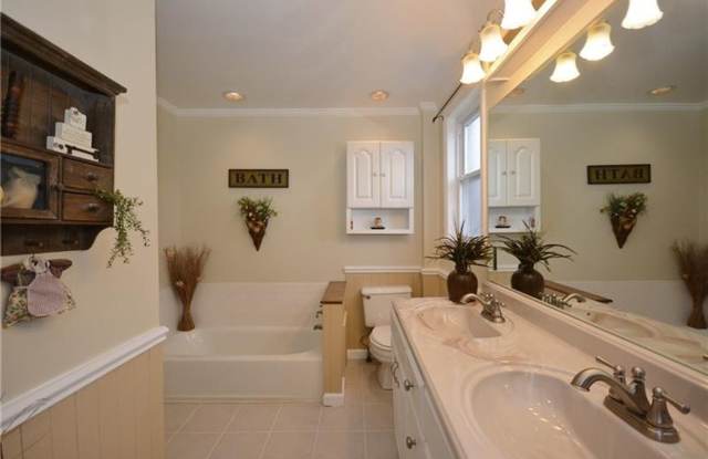 GORGEOUS 4 BEDROOM HOME IN THE HEART OF BEECHVIEW! Gallery 4