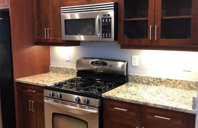 5963 BROOKSIDE OAK Circle Gallery 3
