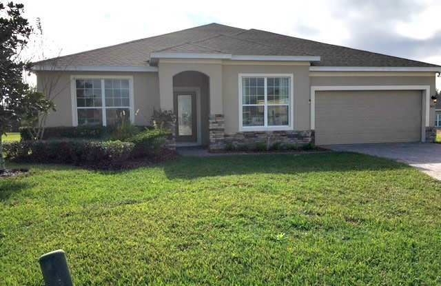 Coming Soon - 4 Bed, 2 1/2  Bath Home in Saint Cloud. photos photos