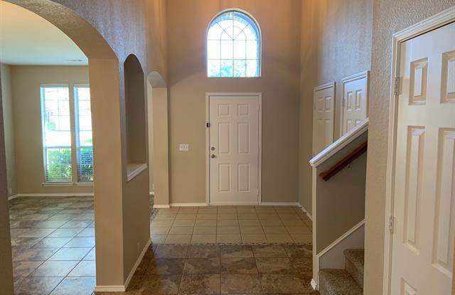 8208 Rayburn Lane Gallery 2
