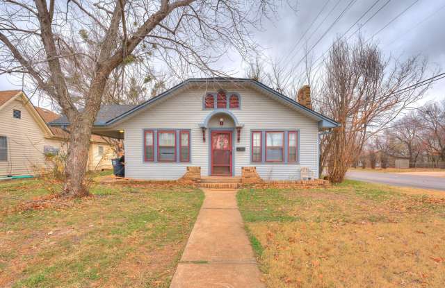 3 Bedroom 2 Bath home in Shawnee! photos photos
