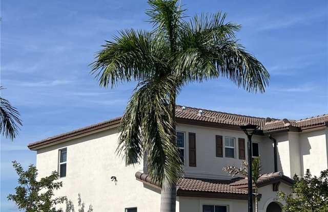 12318 N.W 23rd #court photos photos