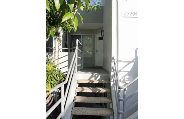 27794 Zircon Gallery 3