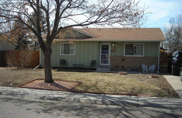 875 Memphis Street - 875 Memphis Street, Aurora, CO 80011