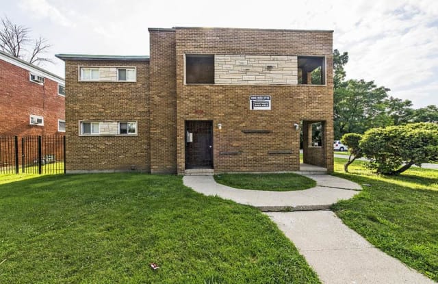 2109 S 5th Ave photos photos