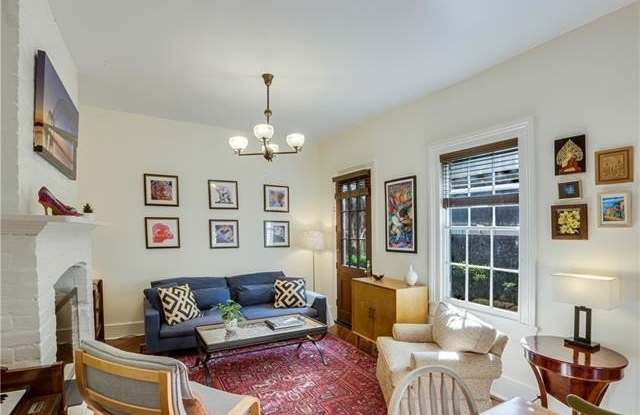 1122 FELICITY Street Gallery 4