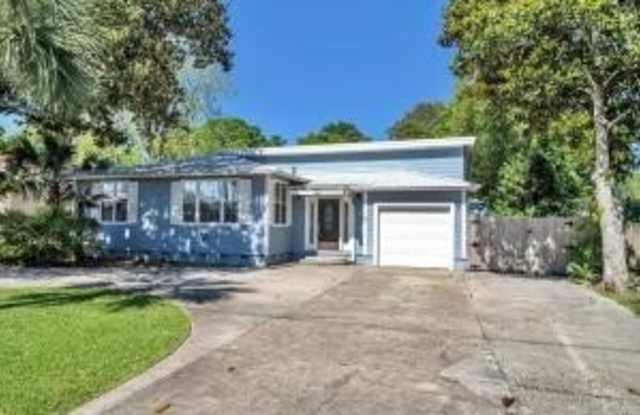 270 NE Beachview Drive photos photos