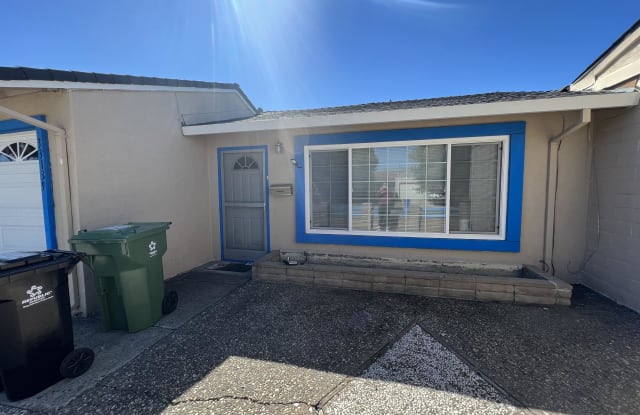 33139 Lake Mead Dr - 33139 Lake Mead Drive, Fremont, CA 94555