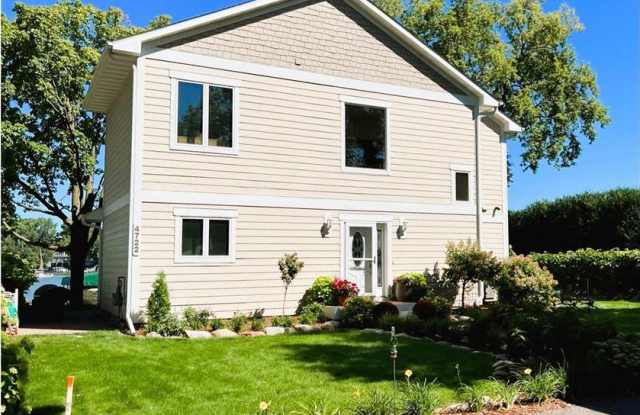 4722 W Arm Road - 4722 West Arm Road, Spring Park, MN 55384