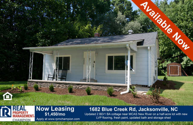 Near MCAS New River – Updated 2BD/1BA Cottage on Half-Acre Lot Gallery 1