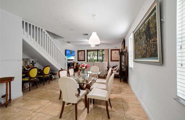 4101 Forest Dr Gallery 3