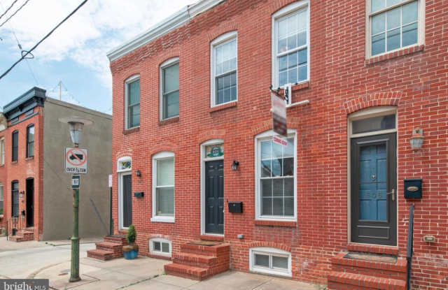 2 BR 2 BA Townhome with Multi-level Rooftop Deck photos photos