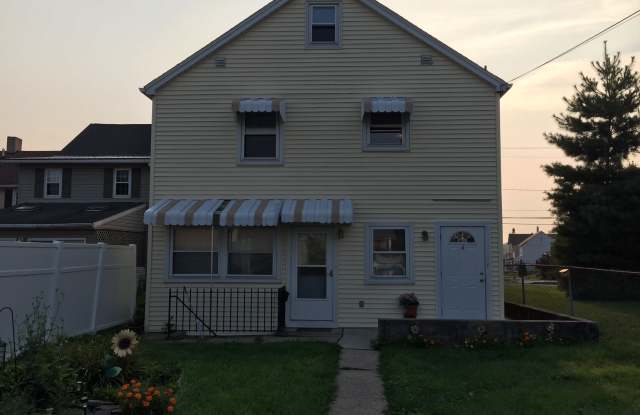 870 3rd Street - 870 3rd Street, Fullerton, PA 18052
