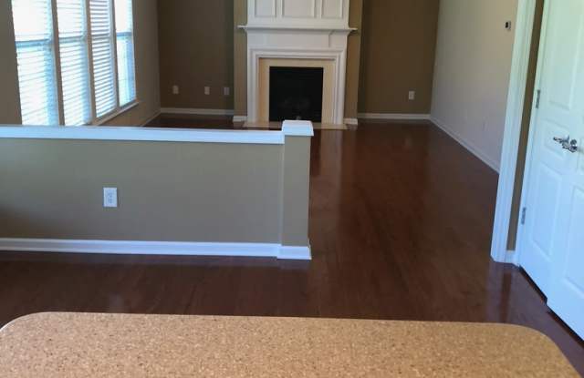 Amazing 4 Bedroom Home Gallery 4