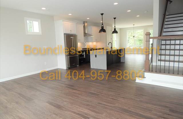 755 Hamilton Cir SE Gallery 4