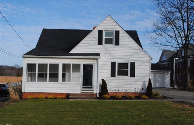26650 Detroit Rd - 26650 Detroit Road, Westlake, OH 44145