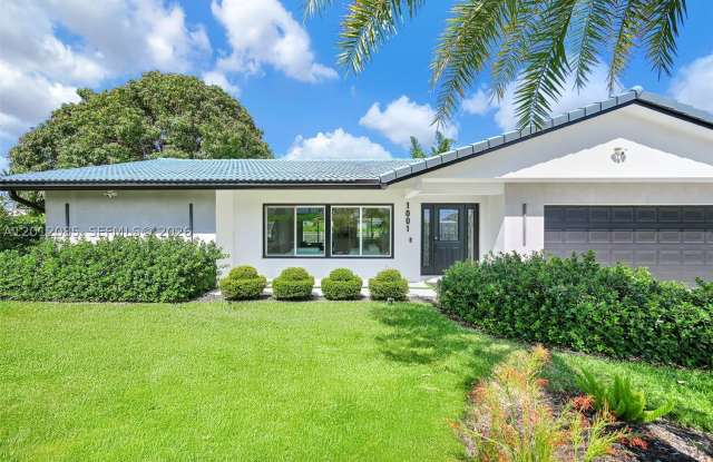 1001 NW 4th Ct Gallery 2