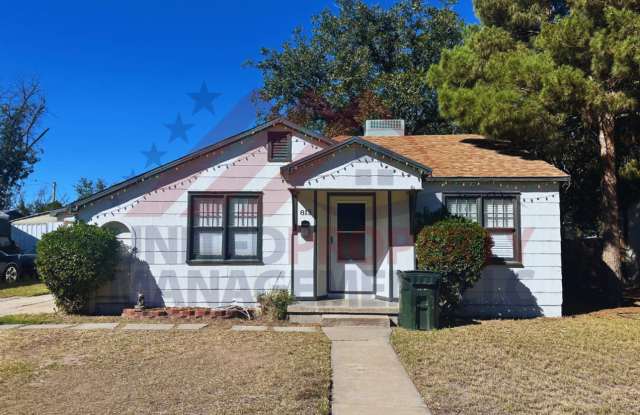 Cozy 2-Bedroom Home Near Shopping  Schools - 813 North Mesa, Carlsbad, NM 88220 Cozy 2-Bedroom Home Near Shopping  Schools - 813 North Mesa, Carlsbad, NM 88220