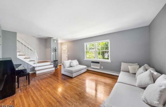 768 Springfield Ave photos photos