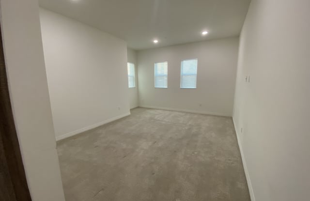 4180 Wilshire Blvd Apt 508 Gallery 4
