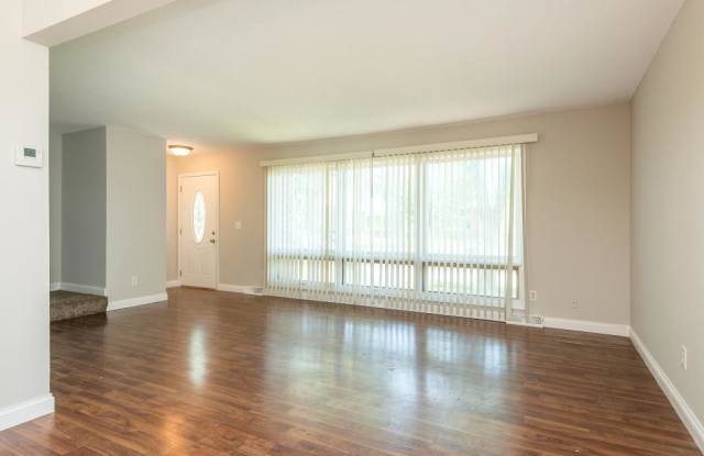 2173 Glenridge Avenue Gallery 3