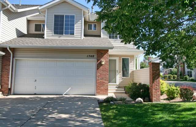 Desired End Unit Townhouse Available! photos photos Desired End Unit Townhouse Available! photos photos