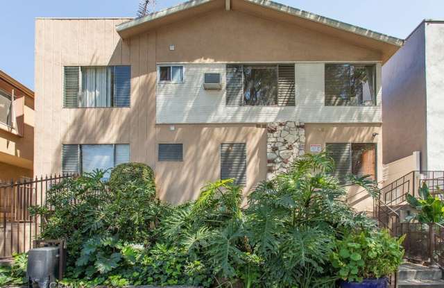 930 N Stanley Avenue - 930 North Stanley Avenue, West Hollywood, CA 90046