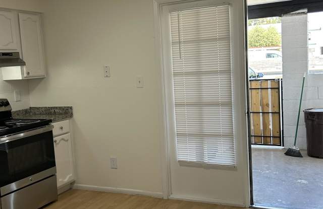 359 South Williams - 102 Gallery 2