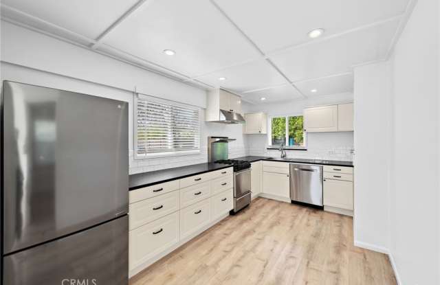 678 Glenneyre Street - 678 Glenneyre Street, Laguna Beach, CA 92651