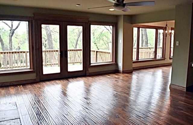 1525 Oak Lane Gallery 4