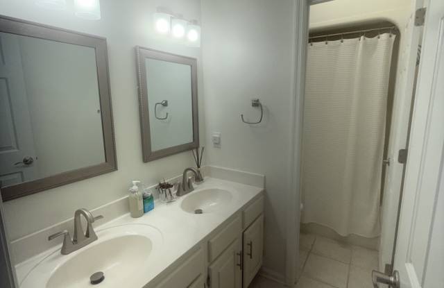 2509 Hamilton Cove Drive Gallery 1
